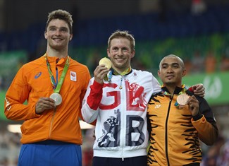 men keirin podium