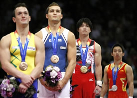 uchimura se impuso en suelo, prueba en la que hubo dos bronces