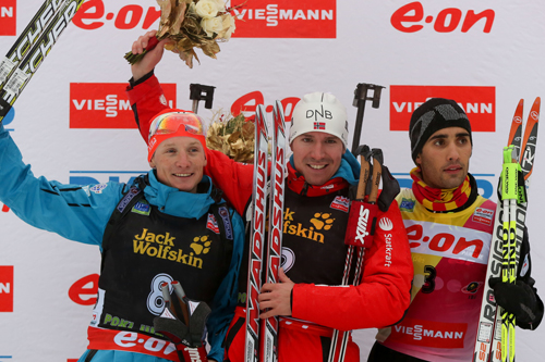 podium de la prueba salida en masa masculina