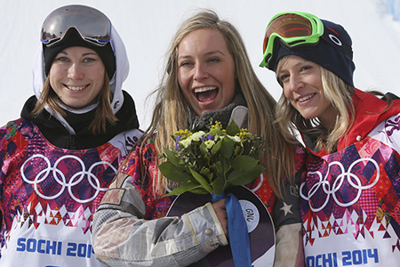 podio de la categoria femenina de slopestyle