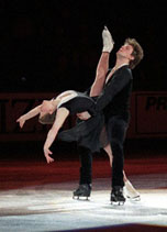 Oksana Kazakova & Artur Dmitriev